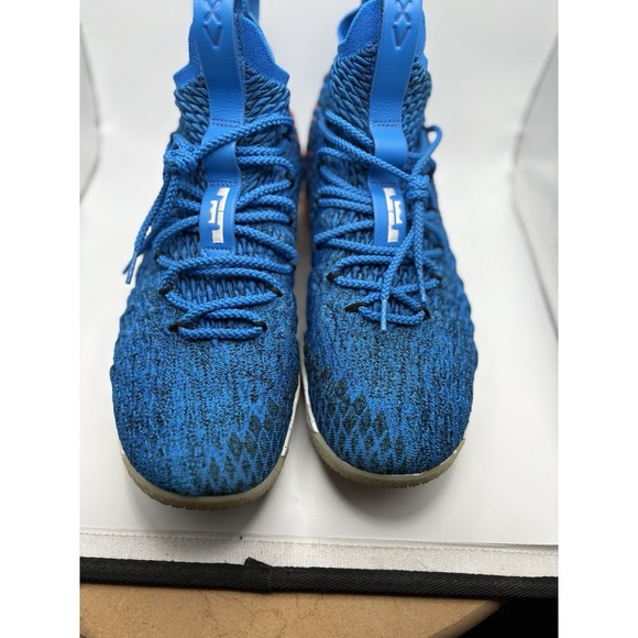 Size 11 - Nike LeBron 15 Hardwood‎ Classics With Box Sneakers main image 5